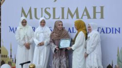 Ketua TP PKK Hj. Fathul Jannah