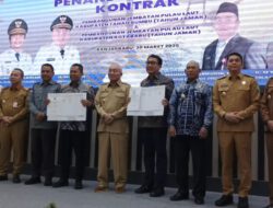 Bupati Kotabaru Hadiri Penandatangan Kontrak Lajutan Pembangunan Jembatan Pulaulaut