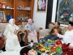 Perkuat Kebersamaan, Wakil Gubernur Hasnuryadi Sulaiman Hadiri Halalbihalal di Kediaman Anggota DPRD Kalsel Rosehan NB