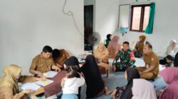 Babinsa Koramil 1002-06/Barabai Bantu Kelancaran Kegiatan Posyandu Rahmad