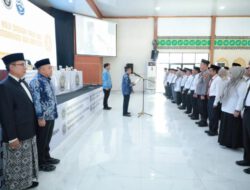 Jelang Penyelenggaraan Ibadah Haji; Gubernur Kalsel Kukuhkan Petugas Haji Daerah dan Tim Pendukung PPIH Embarkasi Haji Banjarmasin