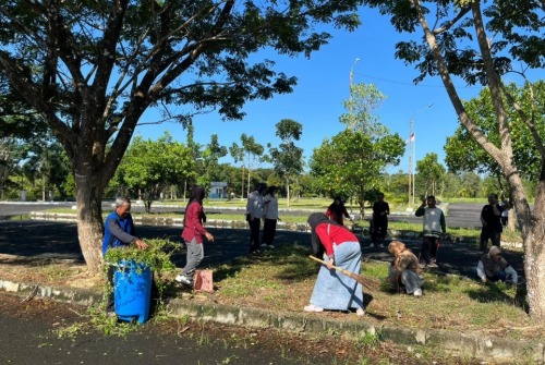 Jumat Bersih Sekretariat DPRD Barito Kuala