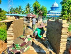Kemanunggalan TNI-Rakyat Terlihat dalam Pembangunan Jembatan Garuda