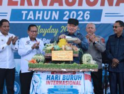 Jelang May Day, Gubernur Kalsel H. Muhidin dan Forkopimda Perkuat Cooling System Bersama Buruh