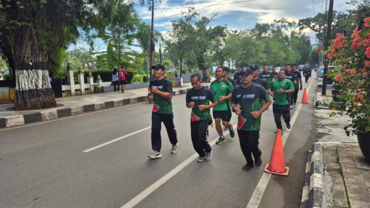 Kodim 1002/HST Lari Bersama
