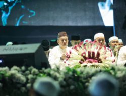 Sekdaprov Kalsel Hadiri Tabligh Akbar dan Haul ke-6 H. Andi Arsyad Petta Tahang