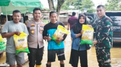 Sinergitas TNI-Polri Bantu Korban Banjir di Hulu Sungai Tengah