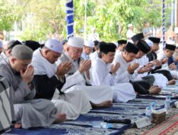 Gubernur Kalsel H. Muhidin dan Wagub Hasnuryadi Sholat Idul Adha 1447 Hijriah di Masjid Raya Sabilal Muhtadin Banjarmasin