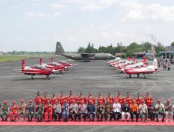 Jupiter Aerobatic Team TNI AU Pukau Ribuan Warga Kalsel, Gubernur H. Muhidin Beri Apresiasi