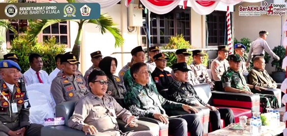 Sekretaris DPRD Barito Kuala Hadiri Apel Pergeseran Pasukan, Perkuat Kesiapan Pengamanan Pilkades Serentak 2026