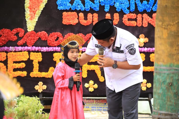 Santri RA Al Hidayah Bulu Cina
