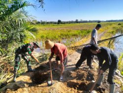 Kodim 1002/HST Percepat Pembangunan Jembatan Melalui Gotong Royong Warga