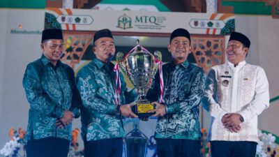Penutupan MTQ XXXVII Tingkat Kalsel di Batola; Gubernur H. Muhidin Ajak Masyarakat Membiasakan Baca Al- Quran