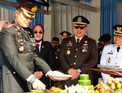 Ketua DPRD Batola Hadiri Upacara Hari Bhayangkara ke-80, Tegaskan Dukungan untuk Polri Presisi
