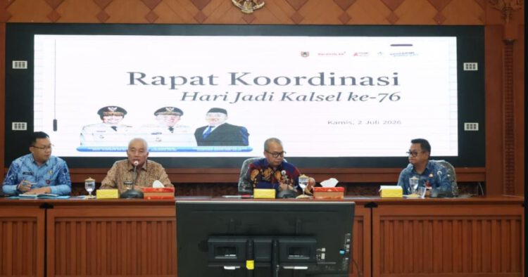 Gubernur H. Muhidin Pimpin Rapat Matapkan Persiapan Hari Jadi ke-76 di Masjid Syekh Muhammad Arsyad Al- Banjari