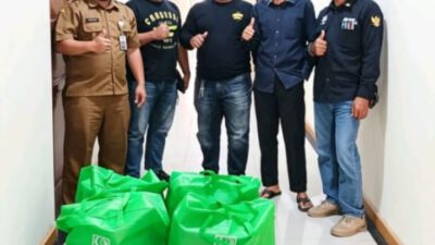 DPD LSM Prabhu Indonesia Jaya Kabupaten Bekasi Jembatani Bantuan Kursi Roda dan Sembako bagi Warga Membutuhkan