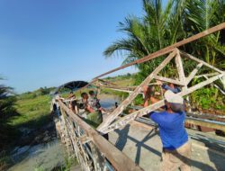Tak Kenal Libur, Kodim 1002/HST Lanjutkan Pembangunan Empat Jembatan