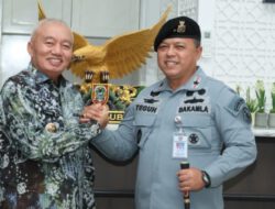 Sinergi Antar Lembaga; Gubernur H. Muhidin Terima Kunjungan Kehormatan Kepala Zona Tengah Badan Keamanan Laut Republik Indonesia (Bakamla) RI