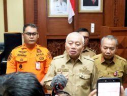 Gubernur H. Muhidin Telepon Langsung GM PLN Kalselteng, Minta Kepastian Listrik Normal di Banua
