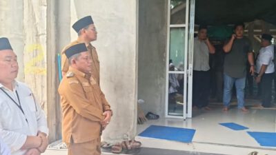 Wakil Bupati Labuhanbatu H. Jamri Hadiri Langsung Rumah Duka Almarhum Dr. H. Mahdan Munthe, Sampaikan Penghormatan Terakhir
