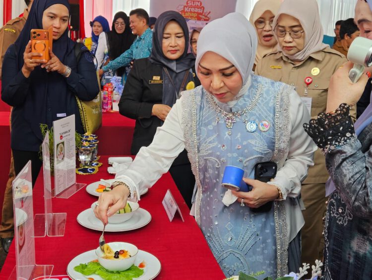 Ketua TP PKK Hj. Fathul Jannah Muhidin Dorong Kreasi MPASI Bergizi untuk Cegah Stunting di Kalsel