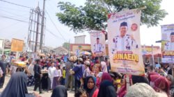 Ratusan Warga Antar Junaedi Mendaftar sebagai Bakal Calon Kepala Desa Karangjaya