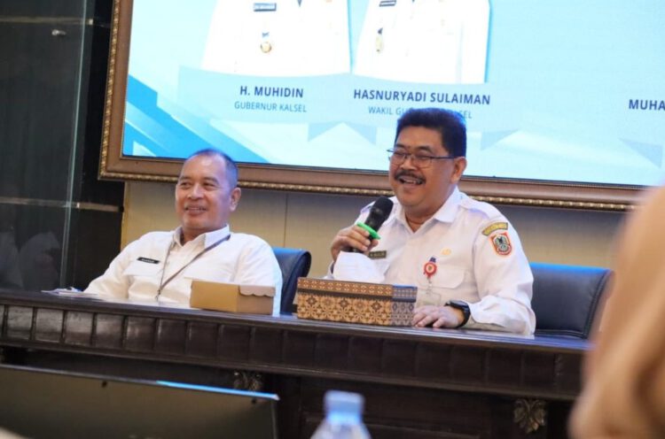 Diskominfo Kalsel Sosialisasikan Aplikasi E-Absen dan E-Performance kepada Admin SMA/SMK