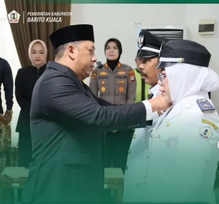 Hadiri Pelantikan Kepala Desa Terpilih 2026, Ketua DPRD Barito Kuala Tegaskan Komitmen Dukung Penguatan Pemerintahan Desa