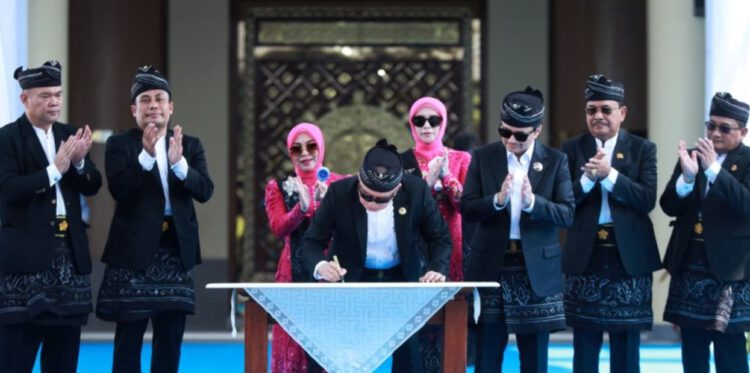 Momentum Hari Jadi Ke-76 Kalsel, Gubernur H. Muhidin Resmikan Masjid Syekh Muhammad Arsyad Al-Banjari Dibuka untuk Umum, Menjadi Ikon Religi Baru Kalsel