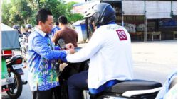 BKPP Labuhanbatu Bagikan 100 Bendera Merah Putih, Kobarkan Semangat Kemerdekaan di Tengah Masyarakat