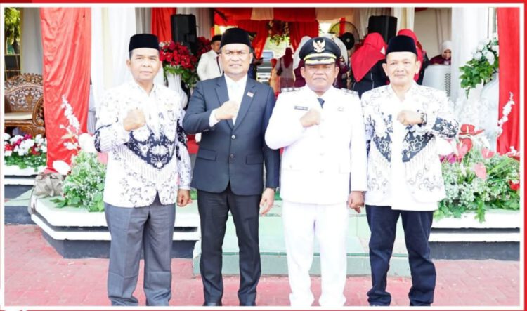 Wabup Labuhanbatu Pimpin Upacara Penurunan Bendera, Paskibraka Tuntaskan Tugas dengan Khidmat