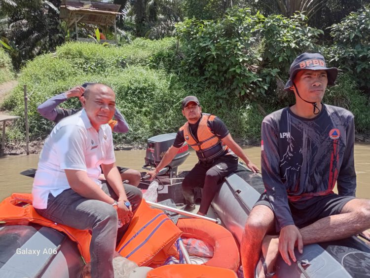 Demi Kemanusiaan, Kaban BPBD Labuhanbatu Pimpin Langsung Pencarian Korban Hanyut di Sungai Bilah