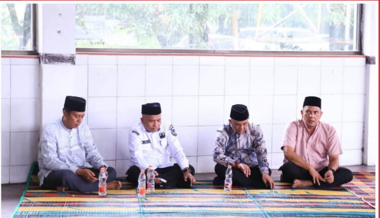 Wabup Labuhanbatu H. Jamri Melayat ke Rumah Duka Hj. Nurhabibah Siregar, Sampaikan Belasungkawa
