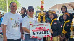 Puncak Festival Olahraga Tradisional Banjarbaru Emas, Sekdaprov Kalsel Pun Turun Bermain Balogo