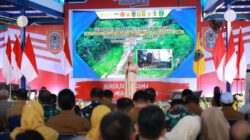 Gubernur H. Muhidin Bersama Dirjen Bina Marga PUPR Tandatangani Kesepakatan Bersama Pilot Project Sinergi Pembangunan Jembatan Desa