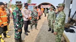Tim Siswa Sesko TNI Tinjau Karhutla di Jejangkit, Soroti Keterbatasan Sarana dan Alat Pemadaman