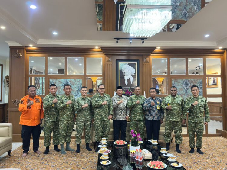 Bantu Cari Solusi Karhutla, Siswa Sesko TNI Audiensi dengan Bupati Barito Kuala