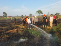 Wagub Kalsel Hasnuryadi Tinjau Lahan Kahutla dan Turun Langsung Lakukan Pemadaman
