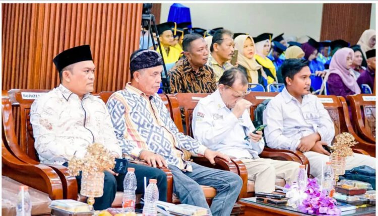 Pj Sekda Labuhanbatu Hadiri Wisuda ULB, Titip Empat Pesan untuk 446 Lulusan