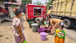 295 KK Terbantu, Kodim 1002/HST Kembali Salurkan Air Bersih untuk Warga Desa Perumahan