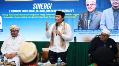 Wagub Kalsel Hasnuryadi Berikan Motivasi ke Mahasiswa dalam Seminar Kebangsaan dan Kuliah Perdana Institut Agama Islam KHAS Al-Arsyadi Kandangan