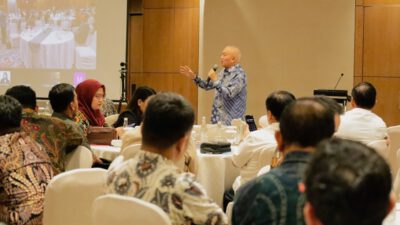 Perkuat Penanganan Karhutla, Gubernur Kalsel H. Muhidin Gandeng Perusahaan Terlibat Pemadaman Api Serentak