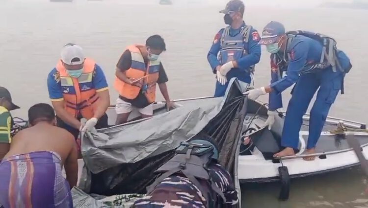Dua Mayat Ditemukan di Pesisir Sukamara, Diduga Berkaitan dengan Musibah KM Virgo Transport 8