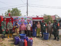 Kodim 1002 Salurkan Air Bersih untuk Warga Muara Rintis