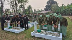 Sambut HUT ke-81 TNI, Kodim 1002/HST dan Yonif 621/Manuntung Gelar Ziarah ke TMP Kusuma Bangsa