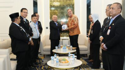 Perjuangkan Warisan Sejarah Banjar, Gubernur H. Muhidin Desak Belanda Kembalikan Aset Bersejarah