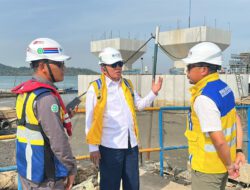 Jembatan Pulau Laut Terus Dikebut, Gubernur H. Muhidin: Pengerjaan Sudah 1.000 Meter dengan Jarak Antar Tiang 50 Meter