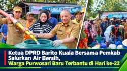 Ketua DPRD Barito Kuala Bersama Pemkab Salurkan Air Bersih, Warga Purwosari Baru Terbantu di Hari ke-22